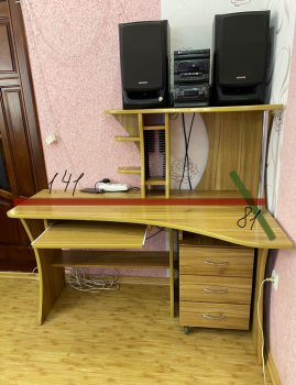 Комп’ютерний стіл 4