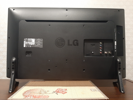 Телевізор LG32 LF560V 3