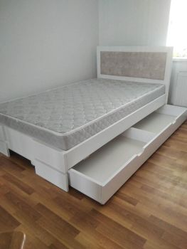 Ліжка на замовлення