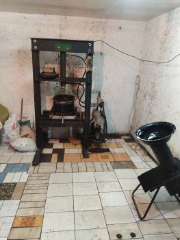 Прес гідравлічний