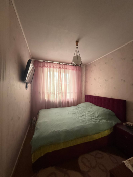 4-кімнатна квартира, вул. Б. Хмельницького 5