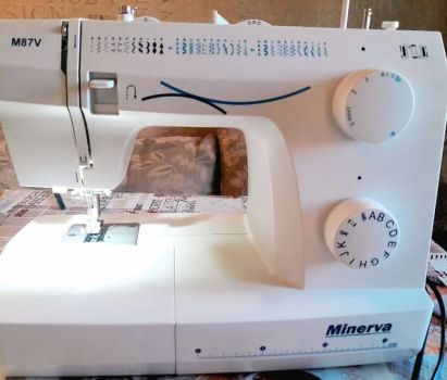 Швейна машинка Minerva M87V