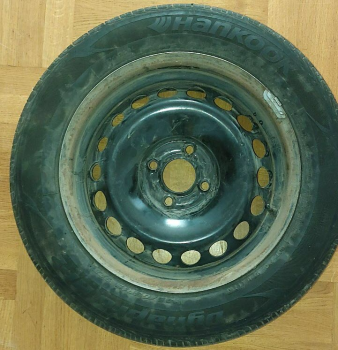 Літні шини з дисками R15