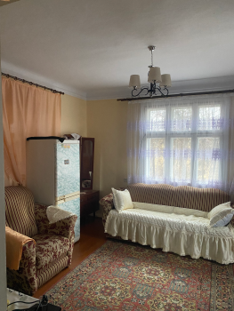 Будинок, Степана Бандери 35 4