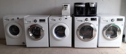 Кавові машини Delonghi