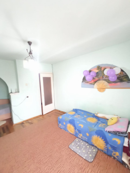 1-кімнатна квартира, пр. Лесі Українки 2