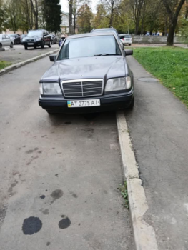 MERCEDES-Benz Е250, 1994 р.в., 2.5