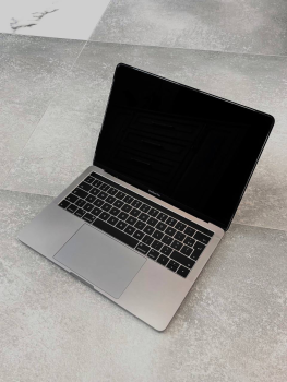MacBook Pro 13 2