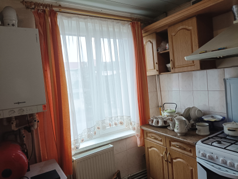3-кімнатна квартира, вул.Б. Хмельницького 2