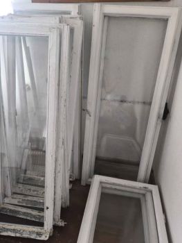 Віконні рами дерев'яні