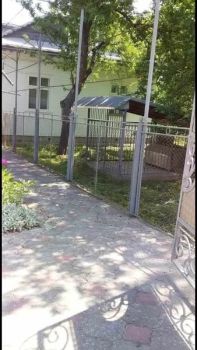 Два житлові будинки 3