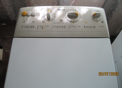 Пральна Zanussi 1