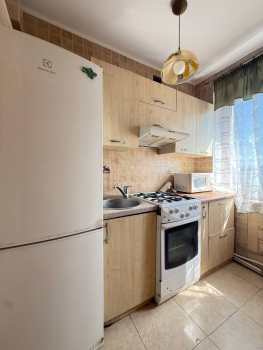 2-кімнатна квартира, вул.Євшана 6