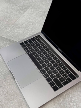 MacBook Pro 13