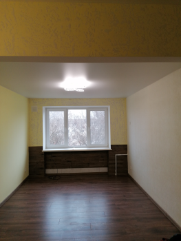 1-кімнатна квартира, вул.Молодіжна 5