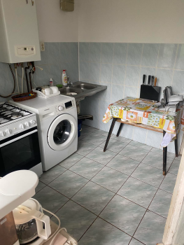 ЗДАМ 2- КІМНАТНУ КВАРТИРУ 4