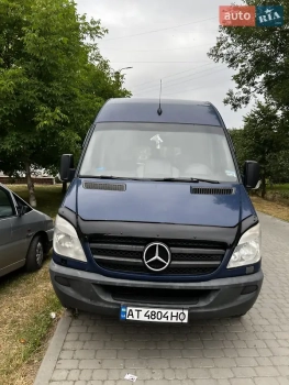 Mercedes-Benz Sprinter 2012