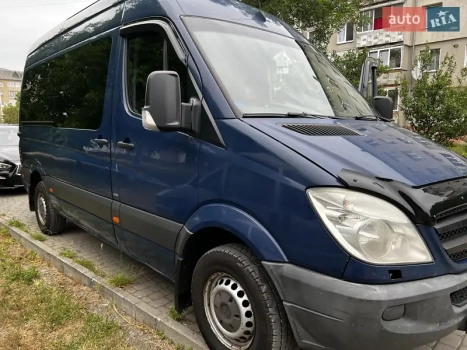 Mercedes-Benz Sprinter 2012 3