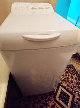 Пральна машина INDESIT