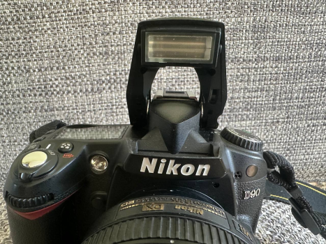 Фотоапарат Nikon D90 5