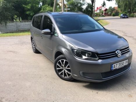VOLKSWAGEN TOURAN, 2011 р.в.