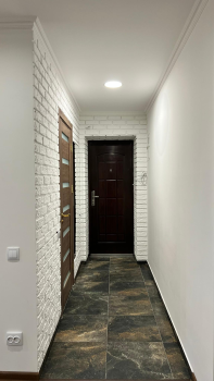 2-кімнатна квартира, вул.Литвина 5