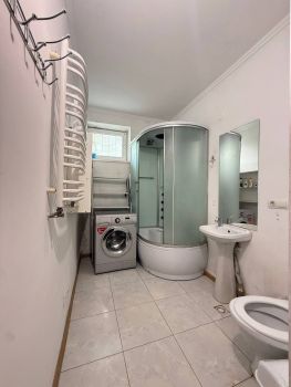 4-кімнатна квартира, вул.Нова 7