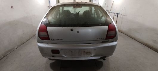 Mitsubishi Colt запчасини 1