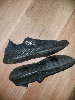 Взуття для спорту 40р 4