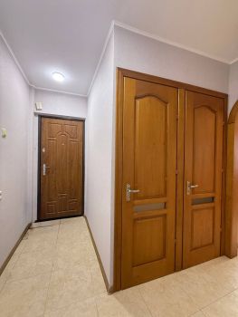 2-кімнатна квартира, вул.Євшана 6
