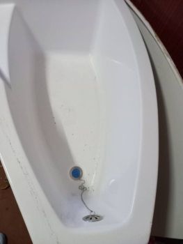 Кутова акрилова ванна 1