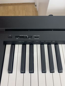 Електронне фортепіано 2