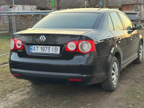 Volkswagen Jetta 2