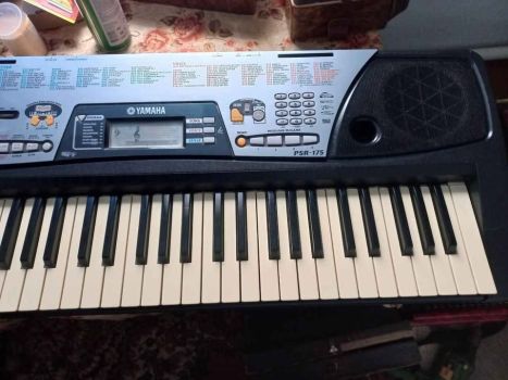 Синтезатор Yamaha psr 175 2