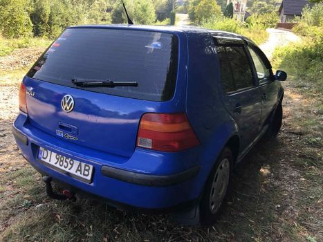 VW Golf 4 2