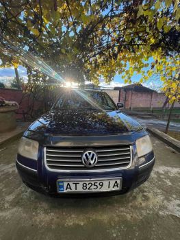 VW Passat 1