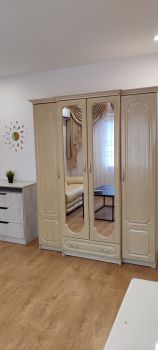 2-кімнатна квартира, вул. О. Тихого 3