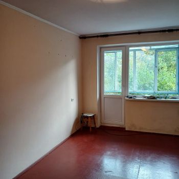2-кімнатна квартира, вул.Богдана Хмельницького 16 1
