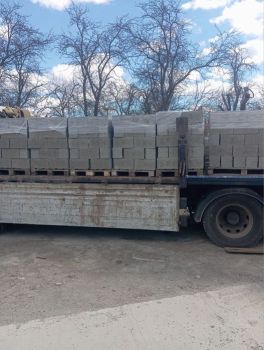 Шлакоблок і відсів блок 1
