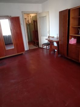 2-кімнатна квартира, вул.Богдана Хмельницького 3