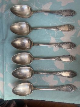 Столові приборил 2