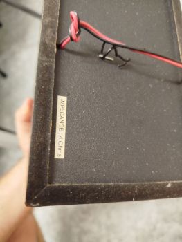 Акустична колонка 6