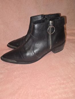 Взуття чоловіче 3