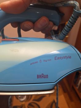 Праска побутова