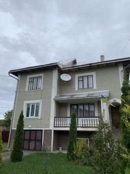 Жилий будинок, Володимира Великого 1