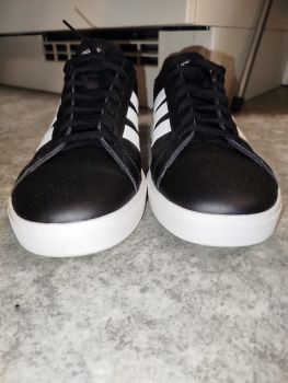 Нові кросівки Adidas 46р. 2