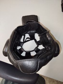 Шолом боксерський новий 5