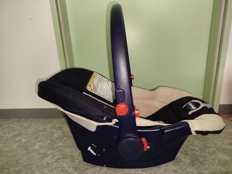 Автокрісло Chicco 0-13 кг 3