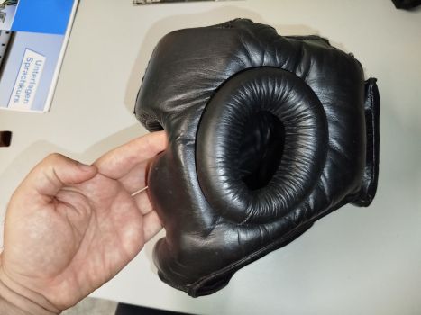 Шолом боксерський новий 2