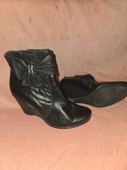 Взуття жіноче 6